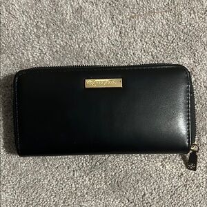 Daisy Fuentes Black Leather Wallet